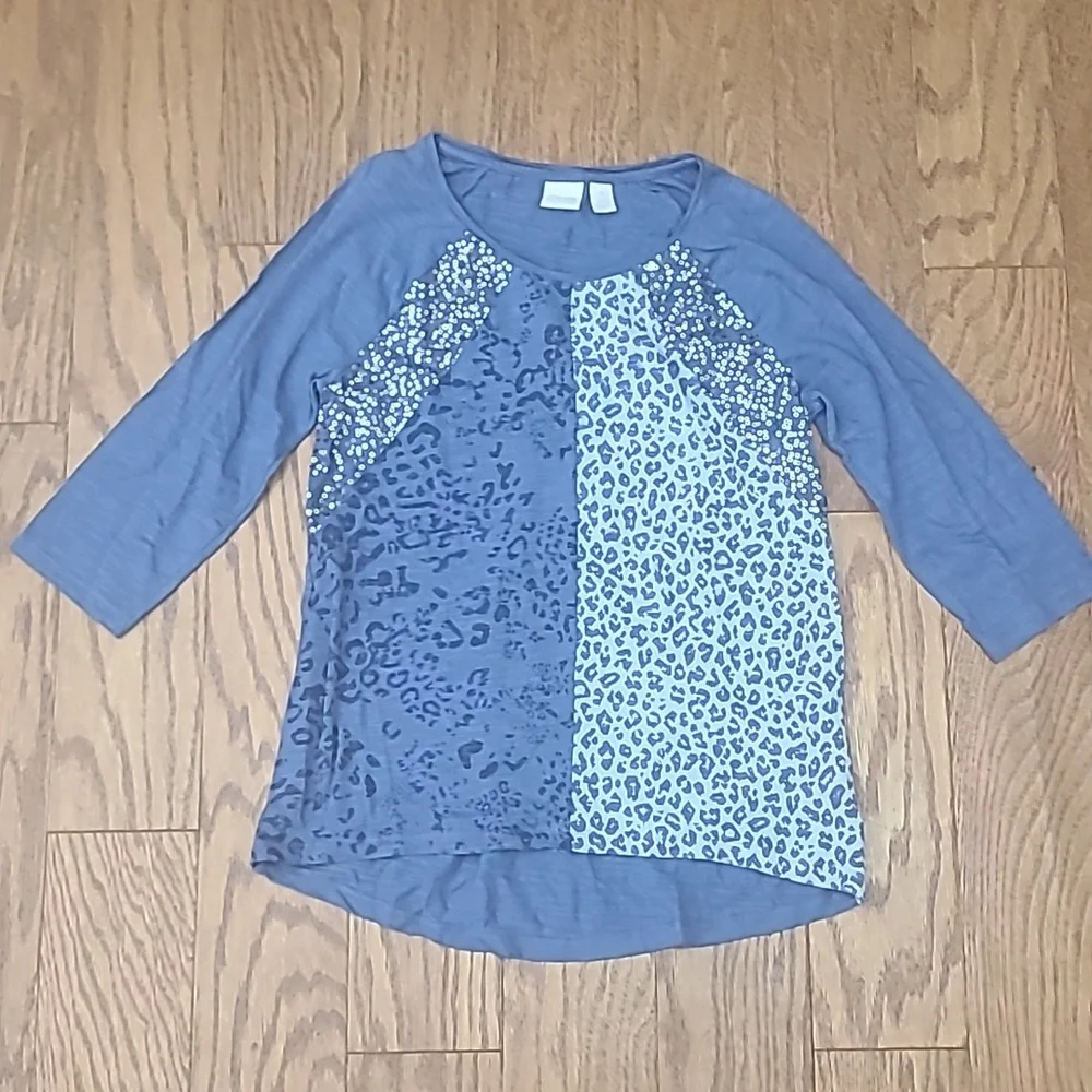 Chico’s sequin embelished, animal print top. Chico’s sz 1 (Medium 8 stan…